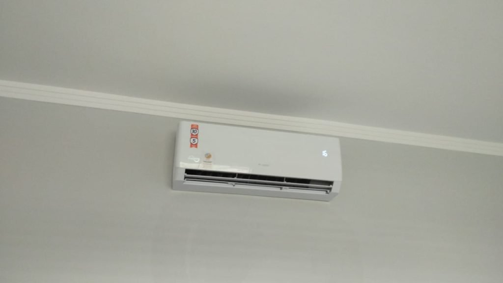 Instalação e Manutenção Equipamento Ar Condicionado Split